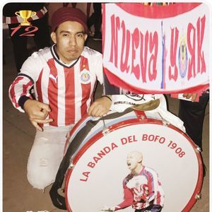 Meet your Posher, Javier